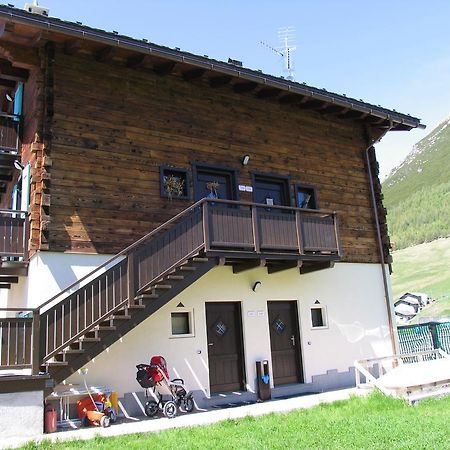 Art Apartments Casa Napell Λιβίνιο Εξωτερικό φωτογραφία