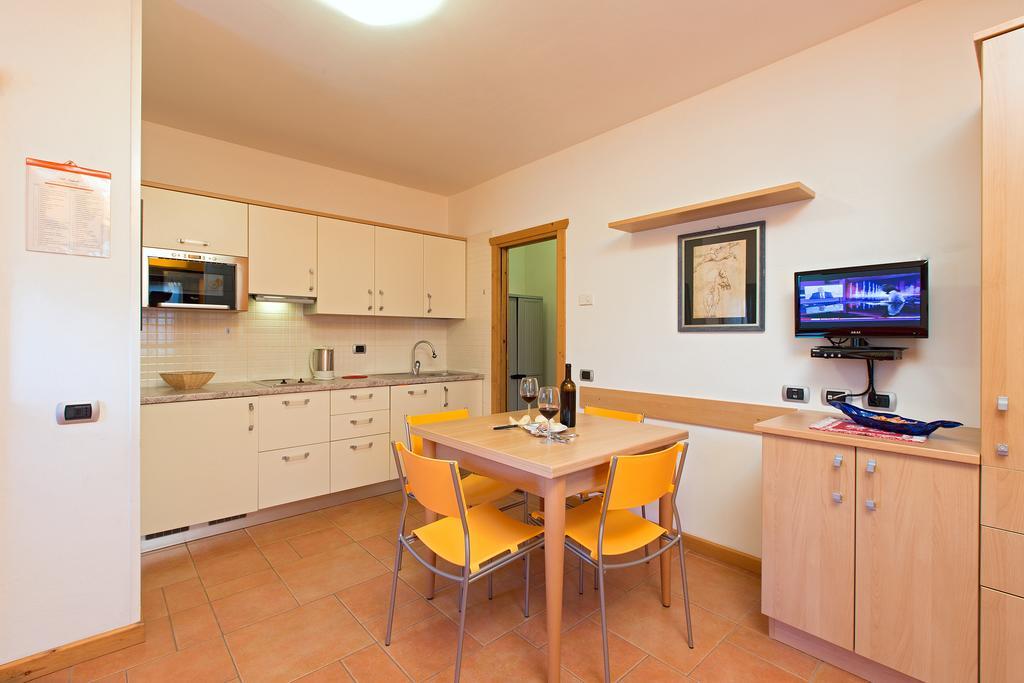 Art Apartments Casa Napell Λιβίνιο Εξωτερικό φωτογραφία